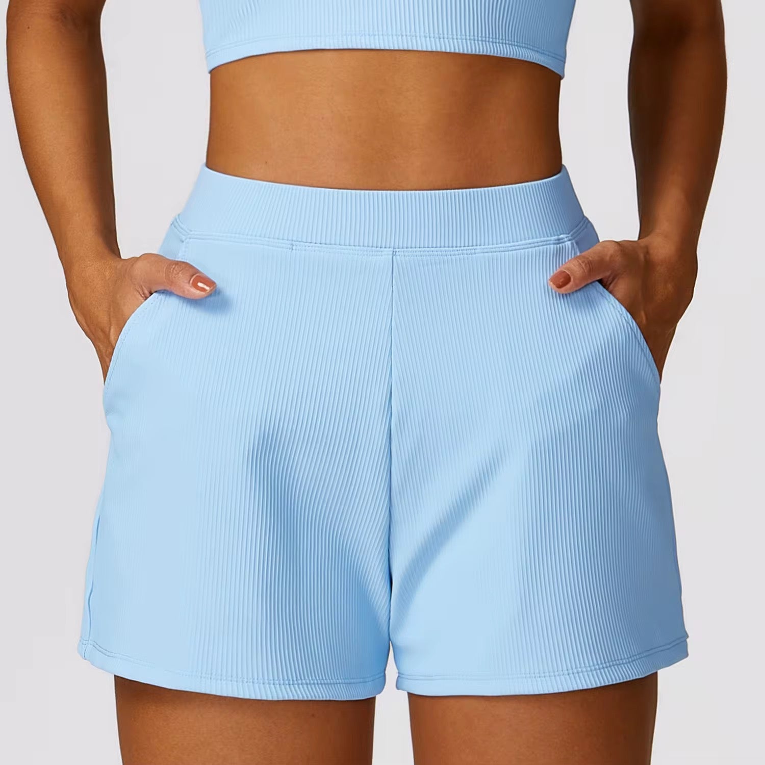 Meroa Shorts