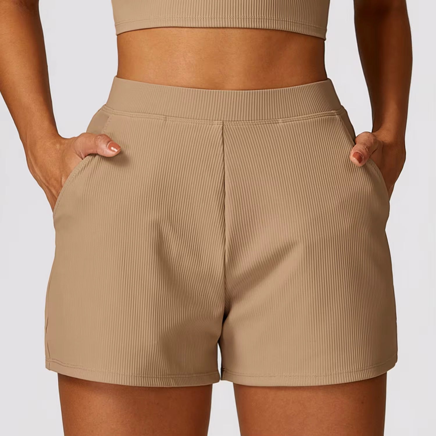 Meroa Shorts